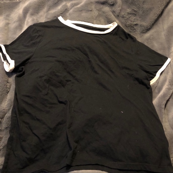 Black t shirt - Picture 1 of 4